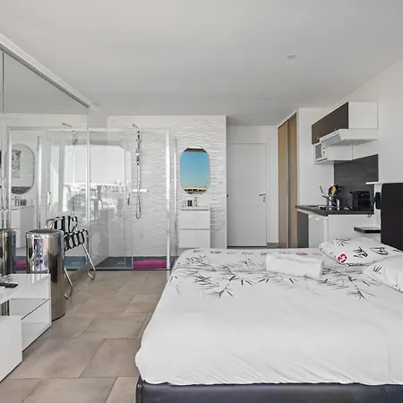 Naturiste Design 아파트 *