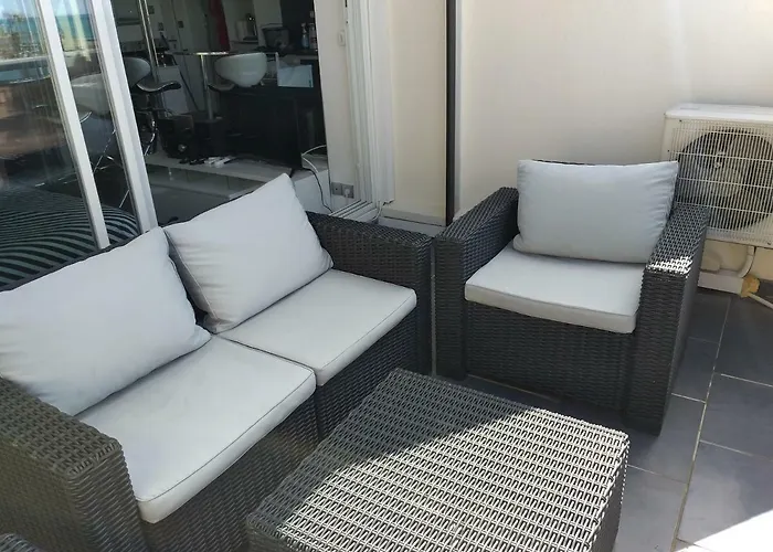 Naturiste Design אגדה